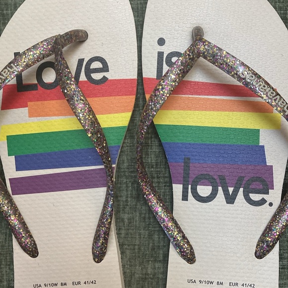 Havaianas Love is Love Special Edition Flip Flops Size 9/10 (41/42 EU) EUC - Picture 4 of 4